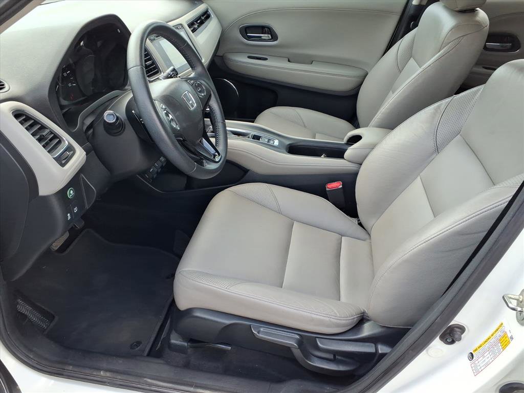 Used 2017 Honda HR-V EX-L image 10