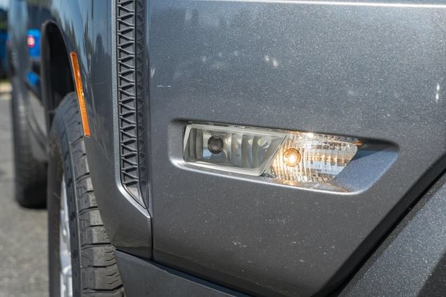 Used 2022 Nissan Frontier SV AWD/4WD image 30