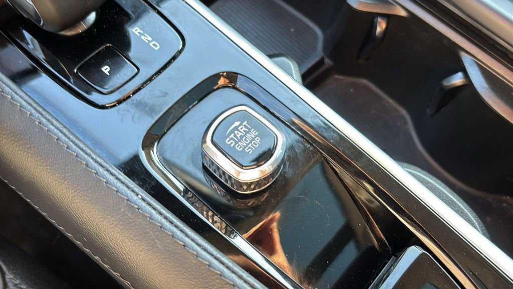 Certified 2023 Volvo XC90 B6 Core w/ Climate Package image 14