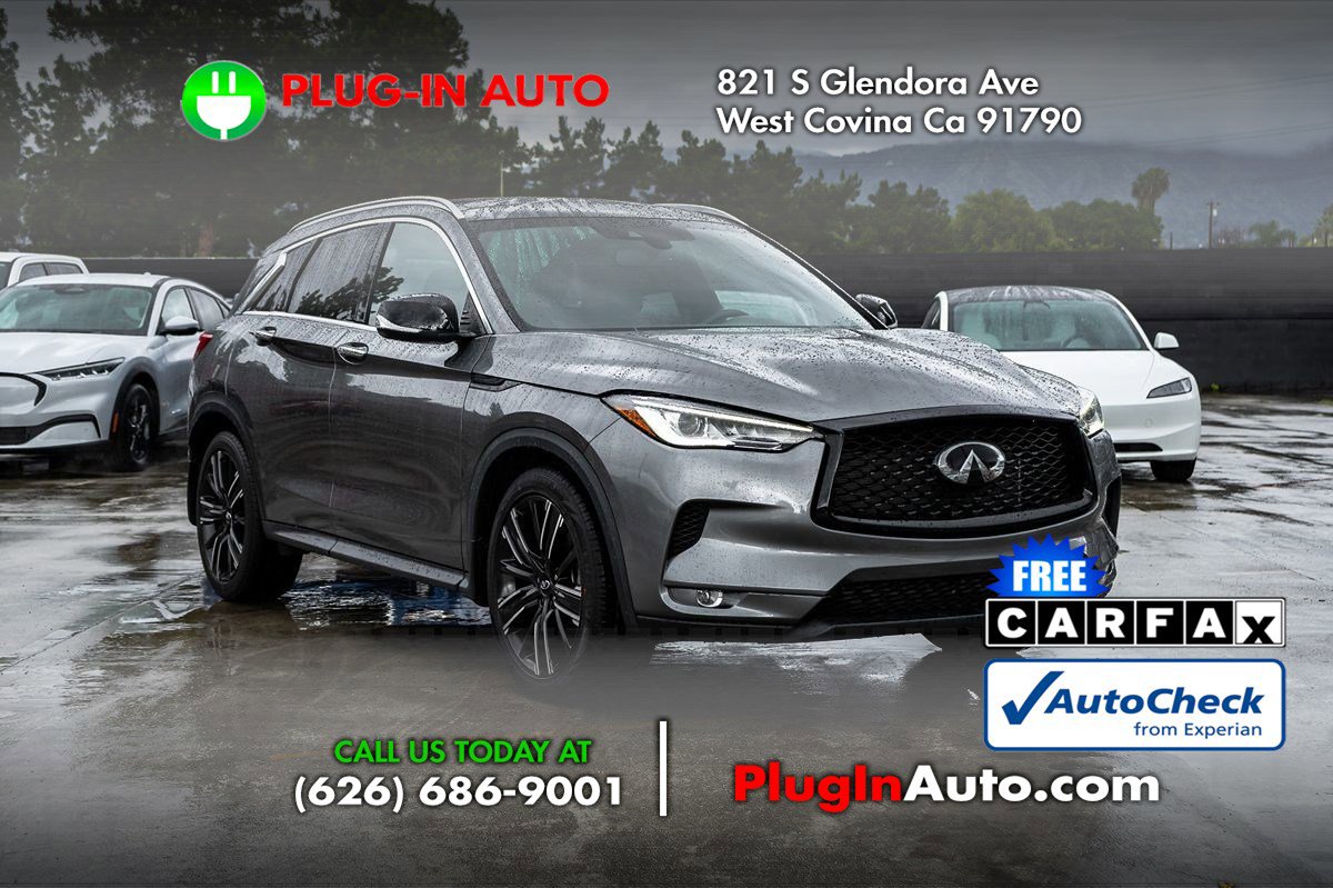 Used 2022 INFINITI QX50 Luxe w/ Appearance Package FWD image 3