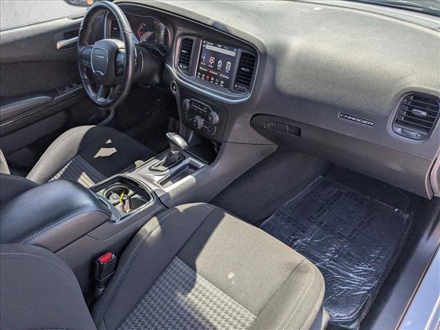 Used 2022 Dodge Charger R/T w/ Blacktop Package RWD image 21