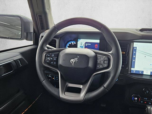 Used 2024 Ford Bronco Badlands AWD/4WD image 16