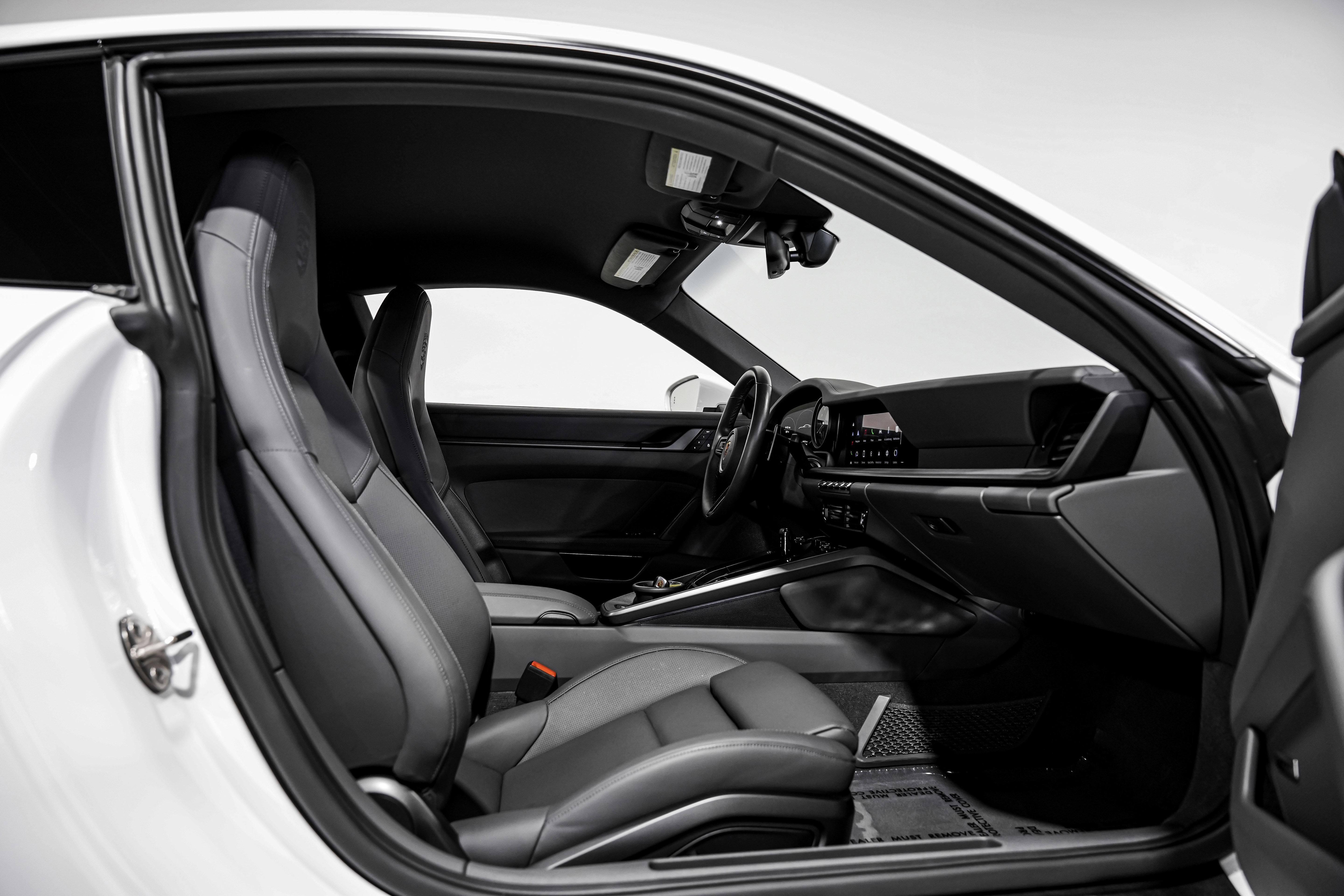 Used 2023 Porsche 911 Carrera w/ Premium Package image 31