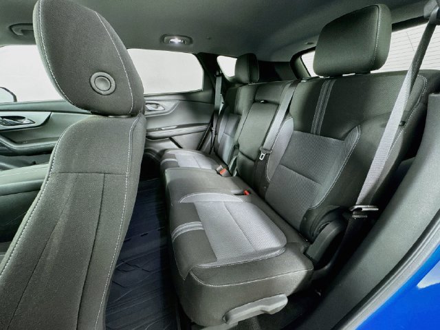 Used 2024 Chevrolet Blazer LT w/ Convenience Package FWD image 22