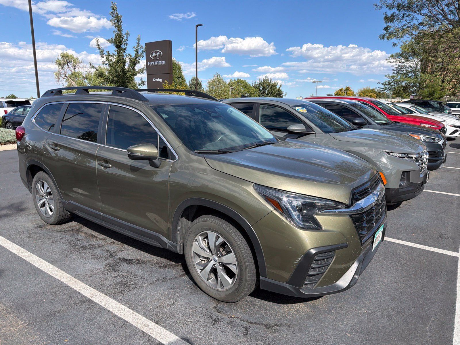 Used 2023 Subaru Ascent Premium w/ Convenience Package AWD/4WD image 4