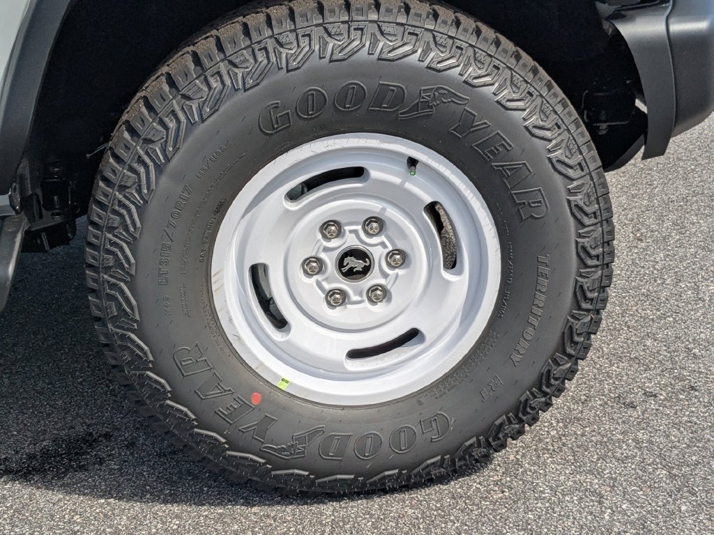 New 2026 Ford Bronco Heritage Edition AWD/4WD image 12