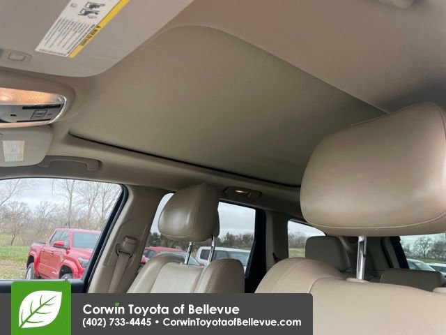 Used 2012 Jeep Grand Cherokee Limited image 25