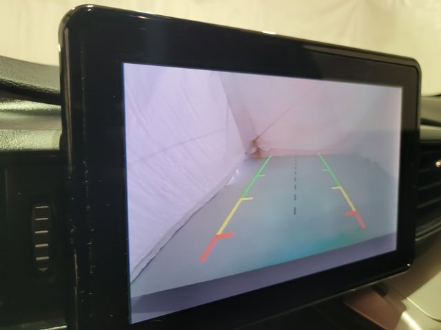 Used 2021 Ford Explorer XLT image 8