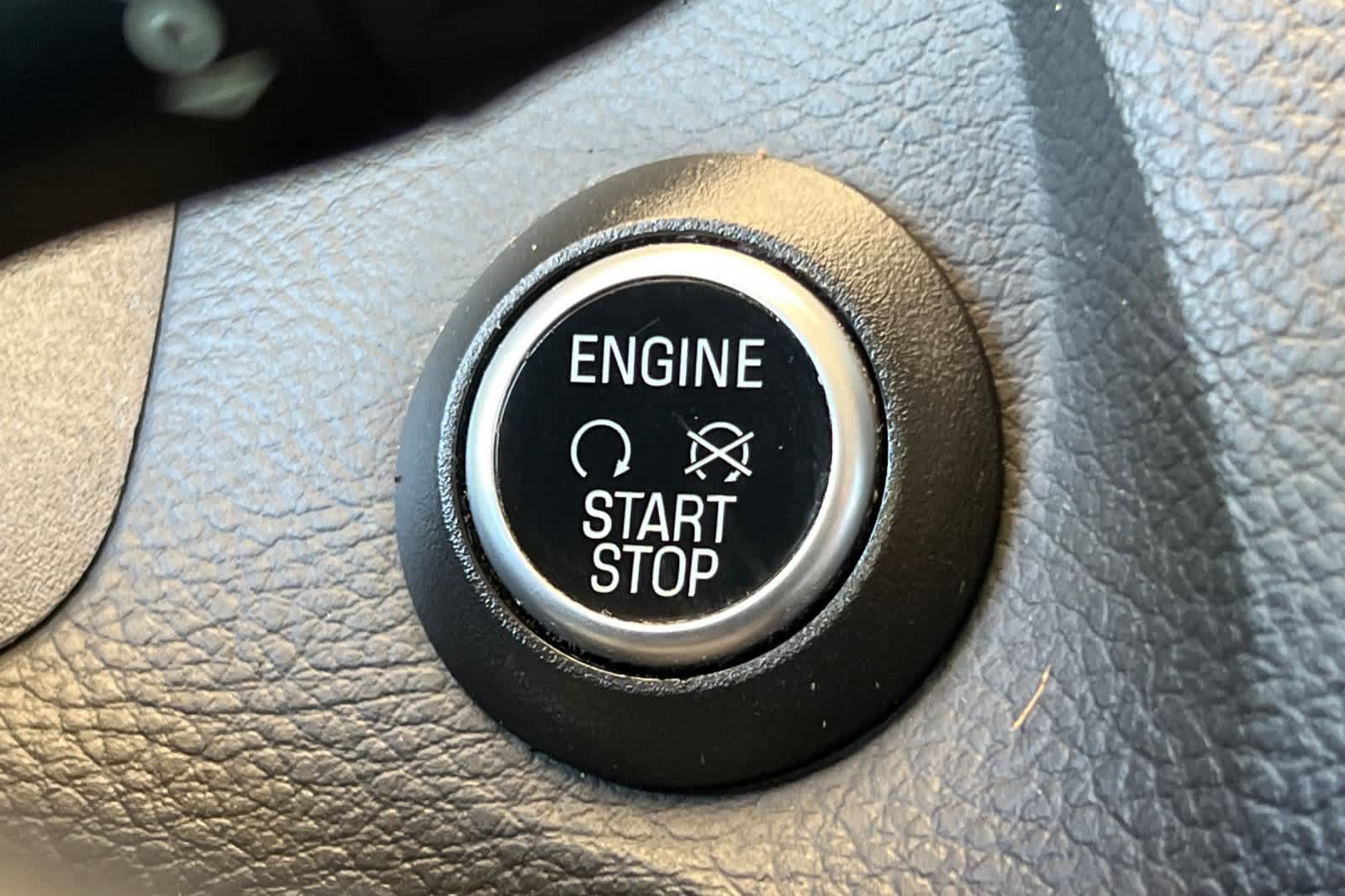 Used 2016 Ford Focus Titanium FWD image 23