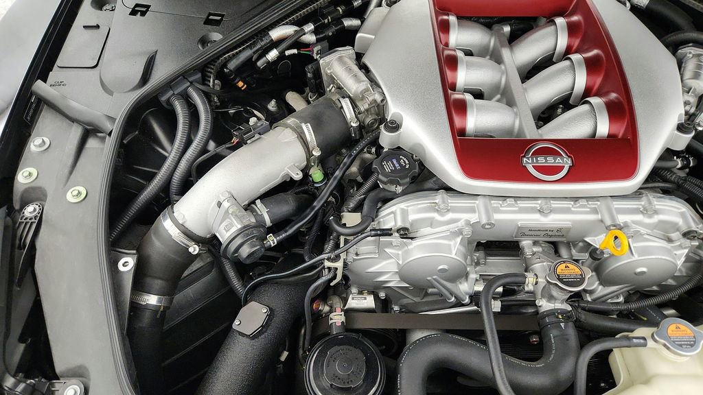 Used 2024 Nissan GT-R Premium w/ Premium Interior Package AWD/4WD image 70