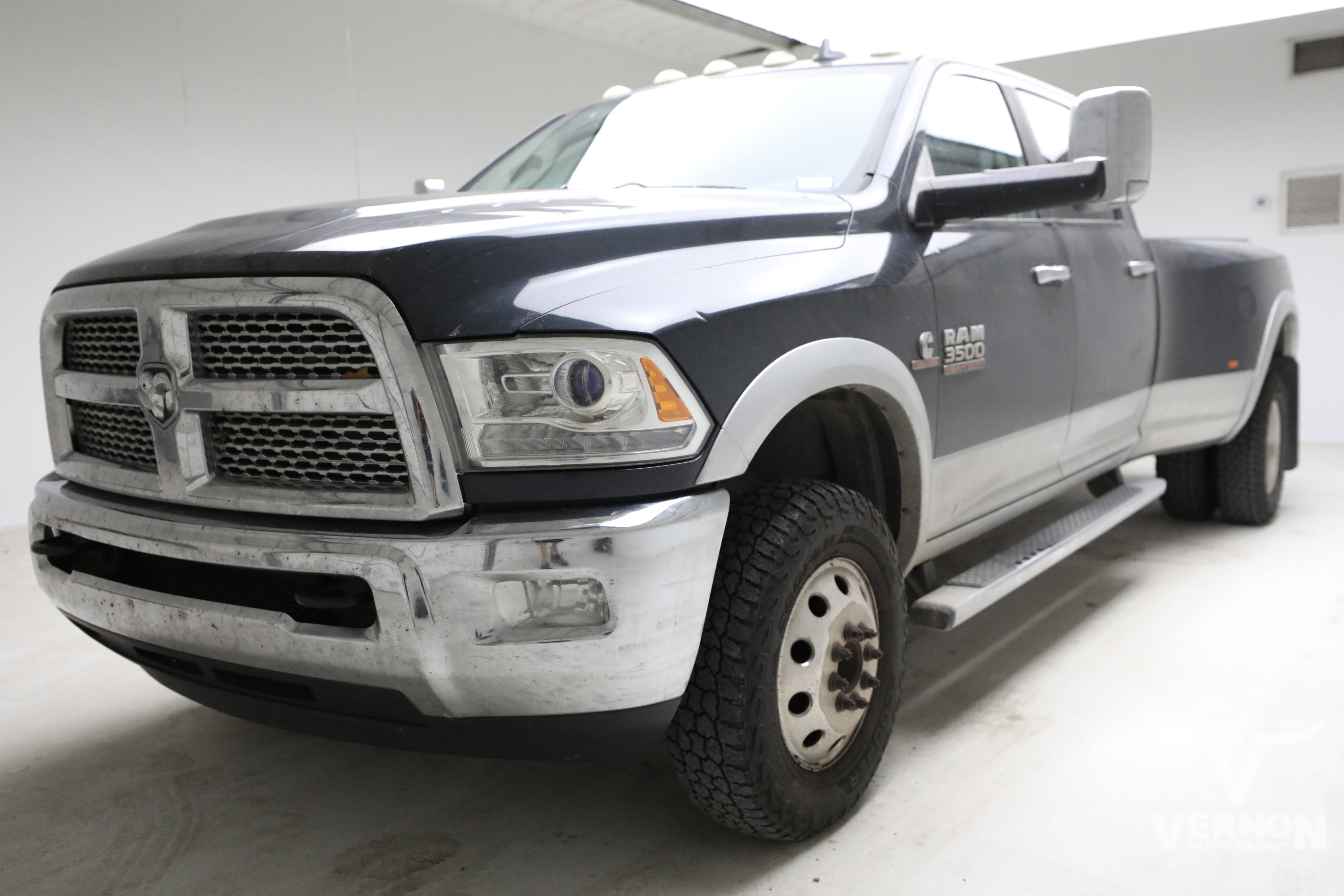 Used 2015 RAM 3500 Laramie w/ Convenience Group image 1