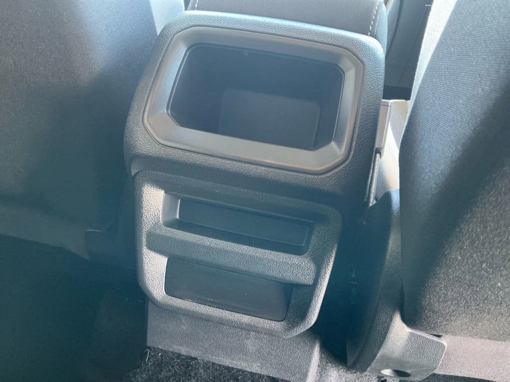 Used 2025 Volkswagen Taos S image 21