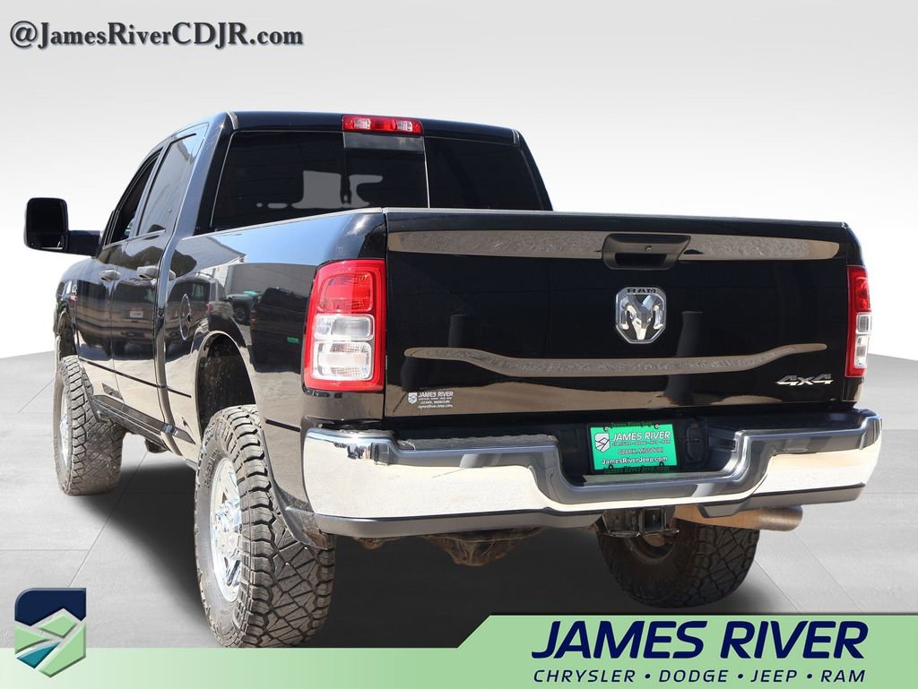 Used 2024 RAM 2500 Tradesman w/ Chrome Appearance Group image 3