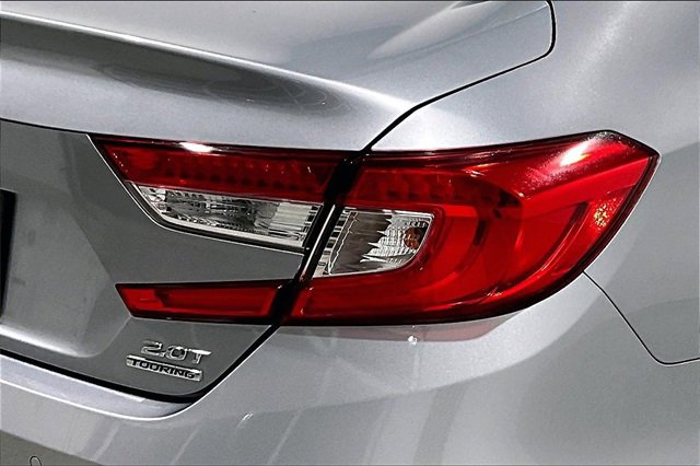 Used 2019 Honda Accord Touring image 24