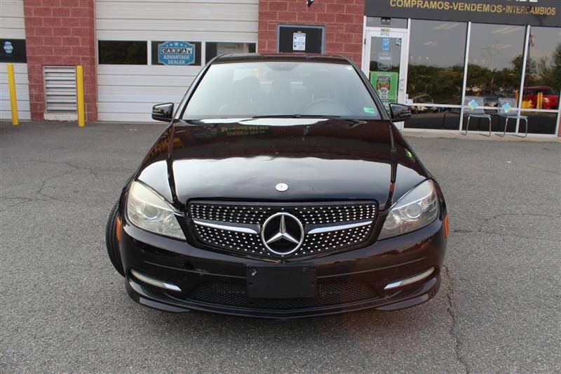 Used 2011 Mercedes-Benz C 300 4MATIC Sedan image 8
