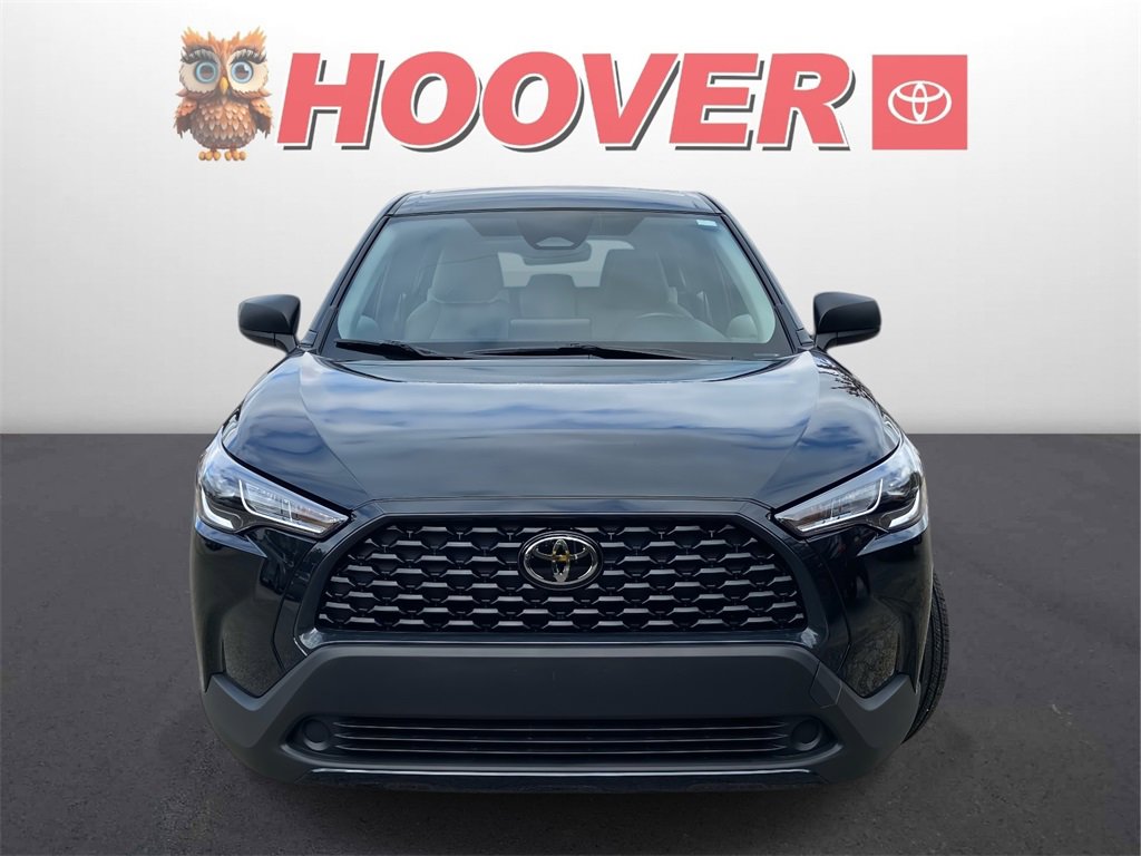 Used 2025 Toyota Corolla Cross L image 7