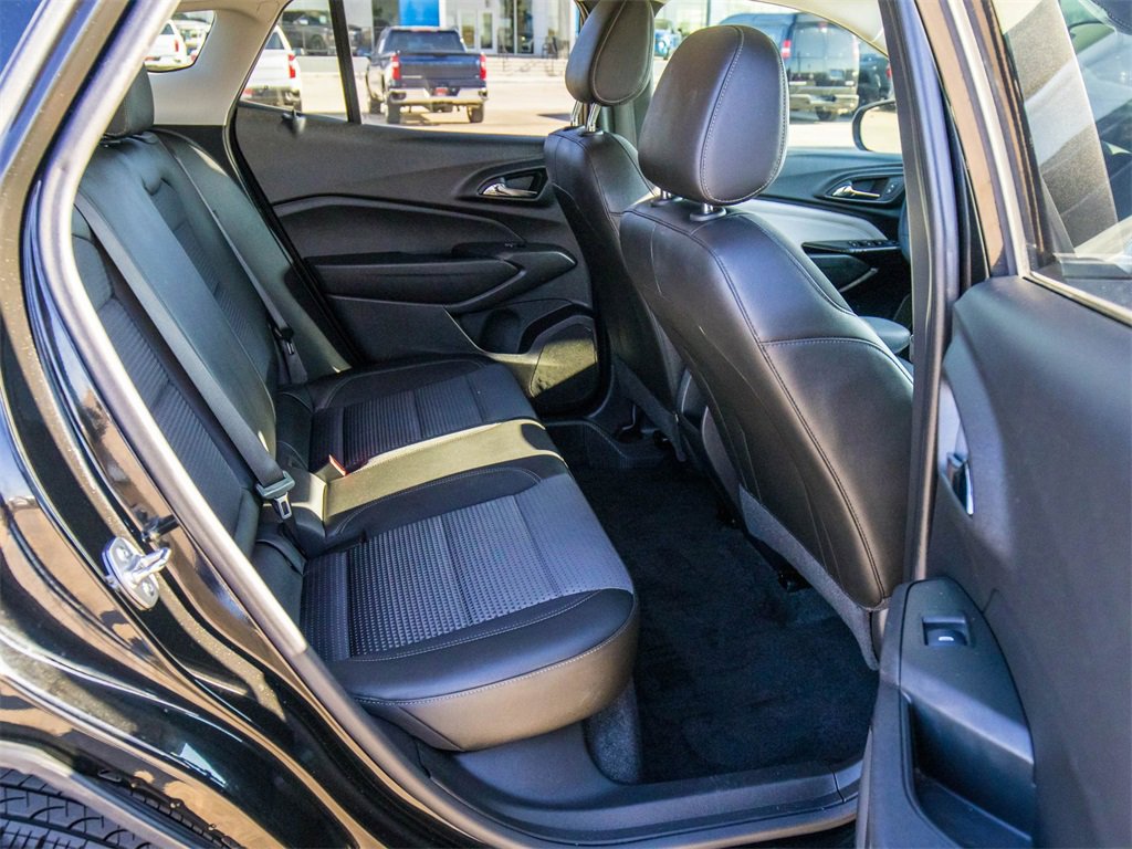 Used 2024 Chevrolet Trax LT w/ Driver Confidence Package image 19