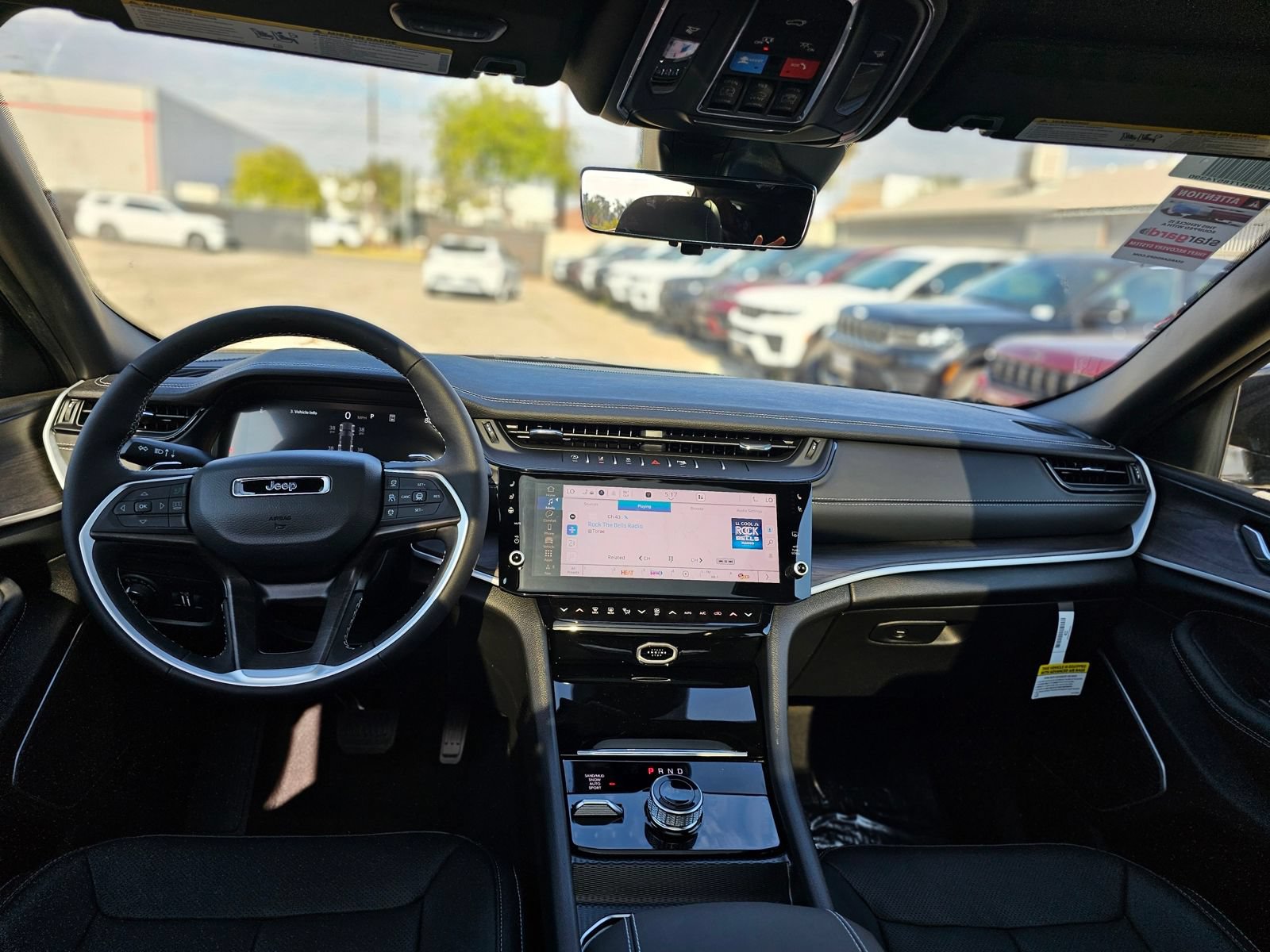 New 2026 Jeep Grand Cherokee Limited AWD/4WD image 24