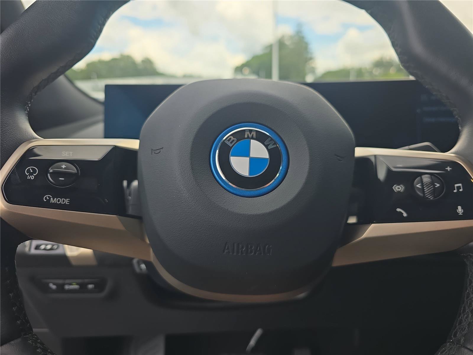 Certified 2024 BMW iX xDrive50 w/ Premium Package AWD/4WD image 20