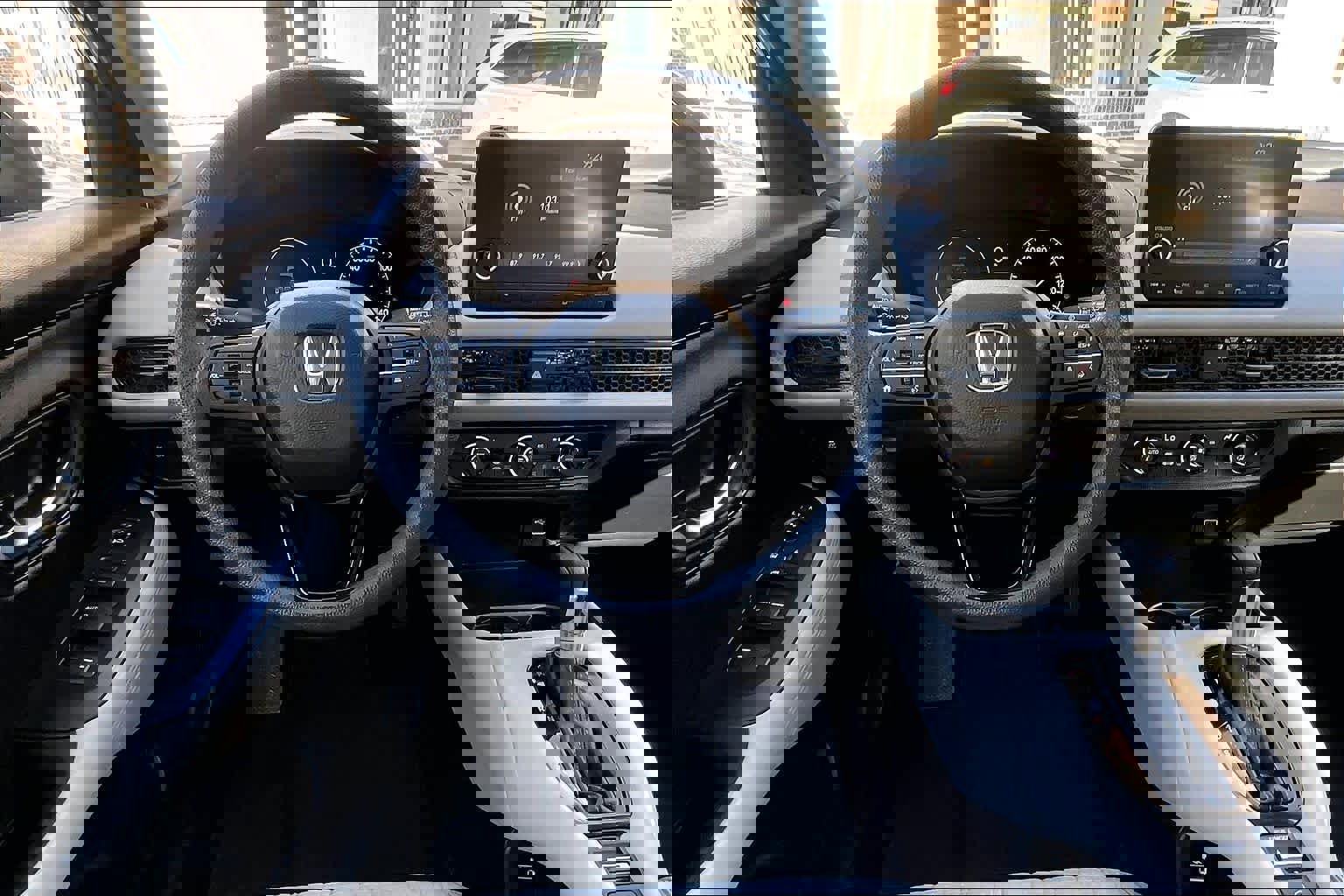 Used 2023 Honda HR-V LX image 6