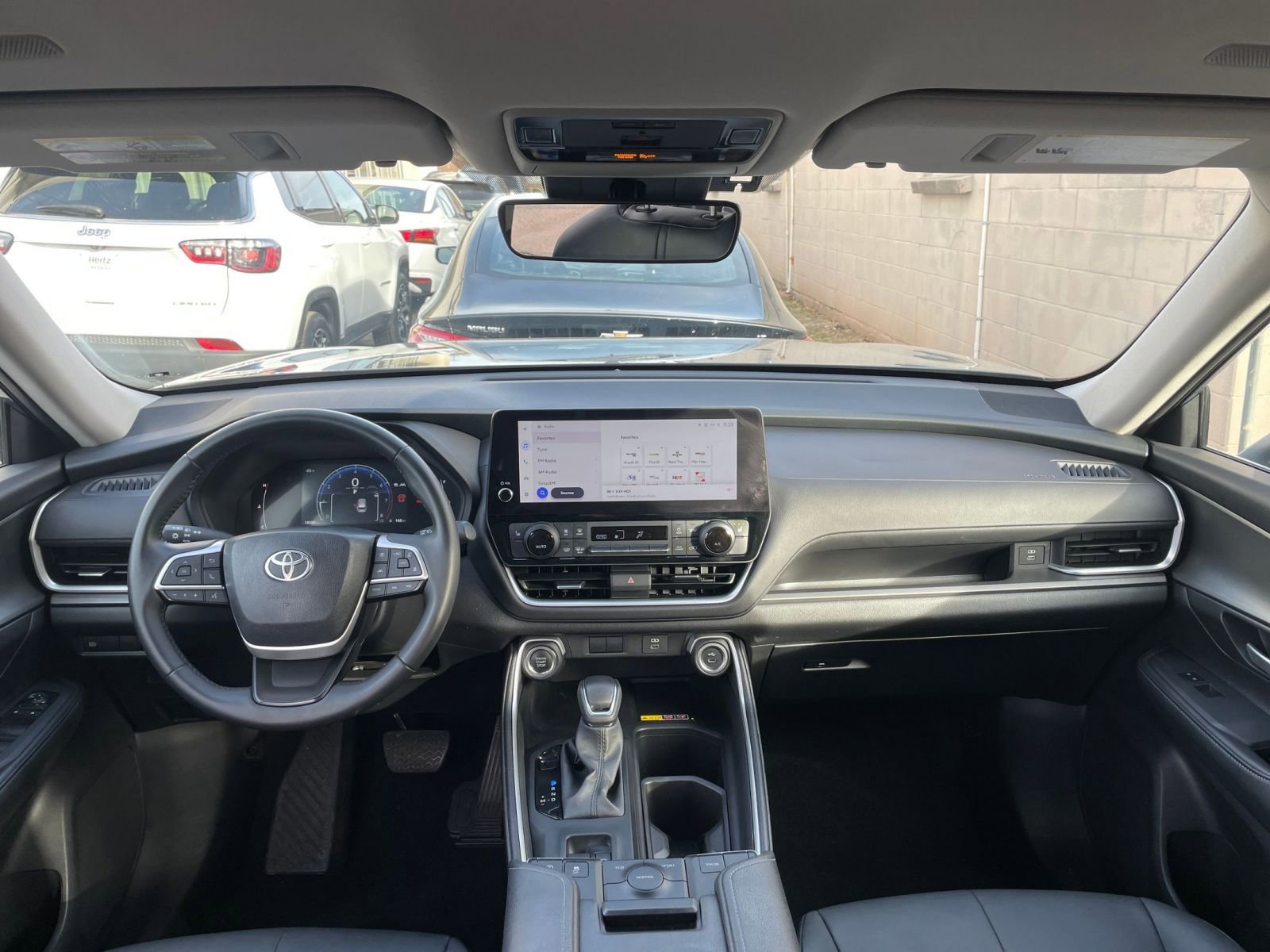 Used 2025 Toyota Grand Highlander FWD image 33