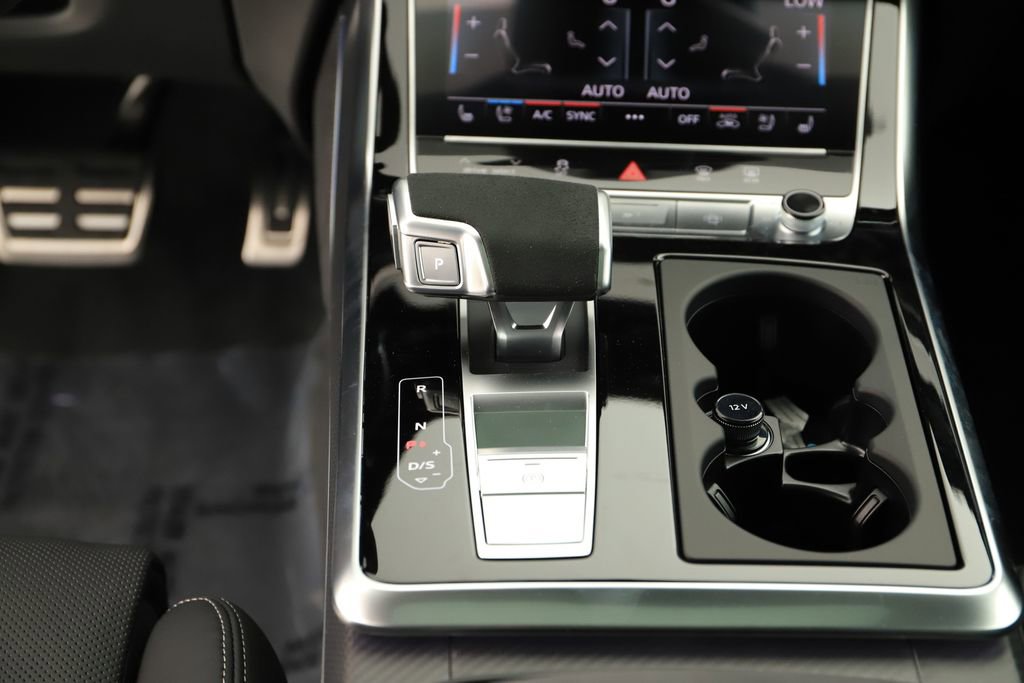 New 2026 Audi RS Q8 performance image 21