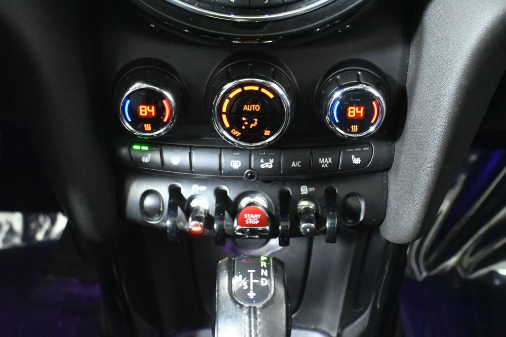 Used 2014 MINI Cooper S image 21