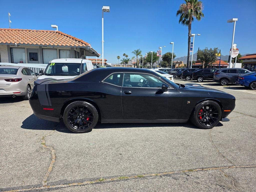 Used 2018 Dodge Challenger R/T Scat Pack RWD image 4