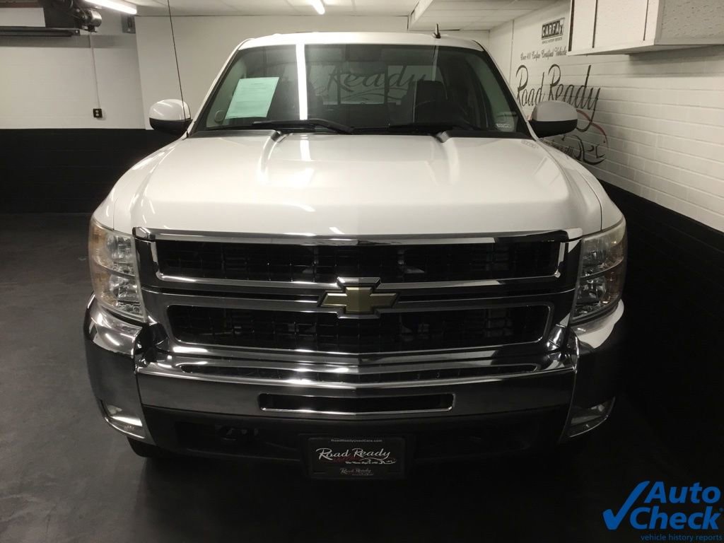 Used 2008 Chevrolet Silverado 2500 LTZ w/ Safety Package image 4