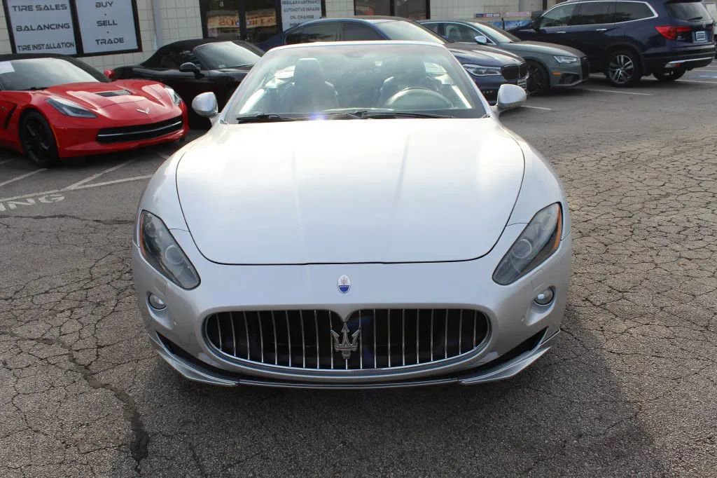 Used 2011 Maserati GranTurismo Convertible RWD image 17
