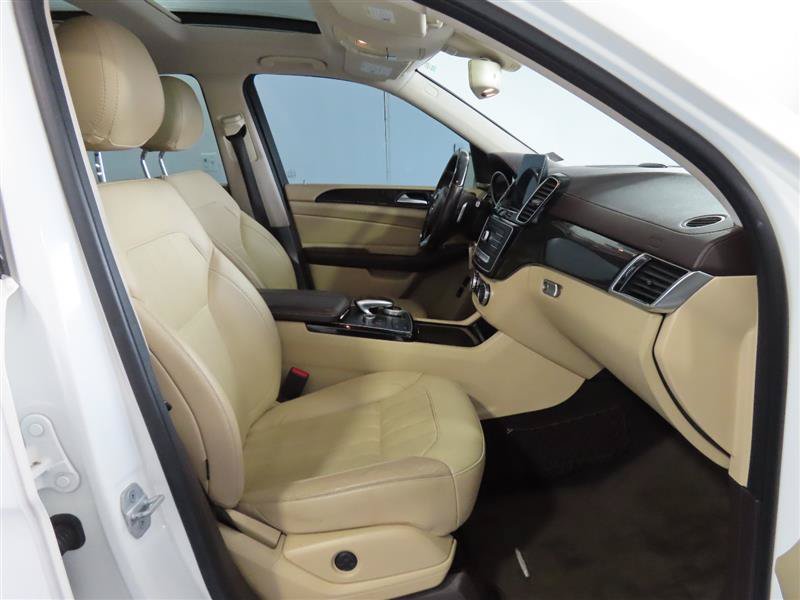 Used 2017 Mercedes-Benz GLS 450 4MATIC w/ Premium Package image 40