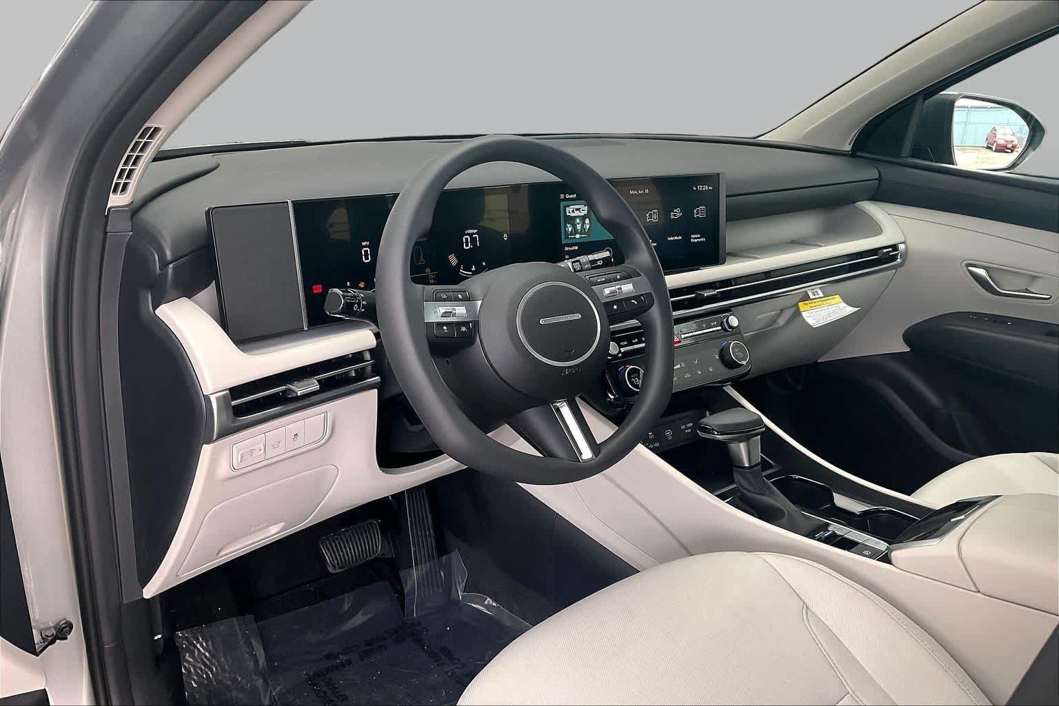Used 2026 Hyundai Tucson SEL FWD image 18