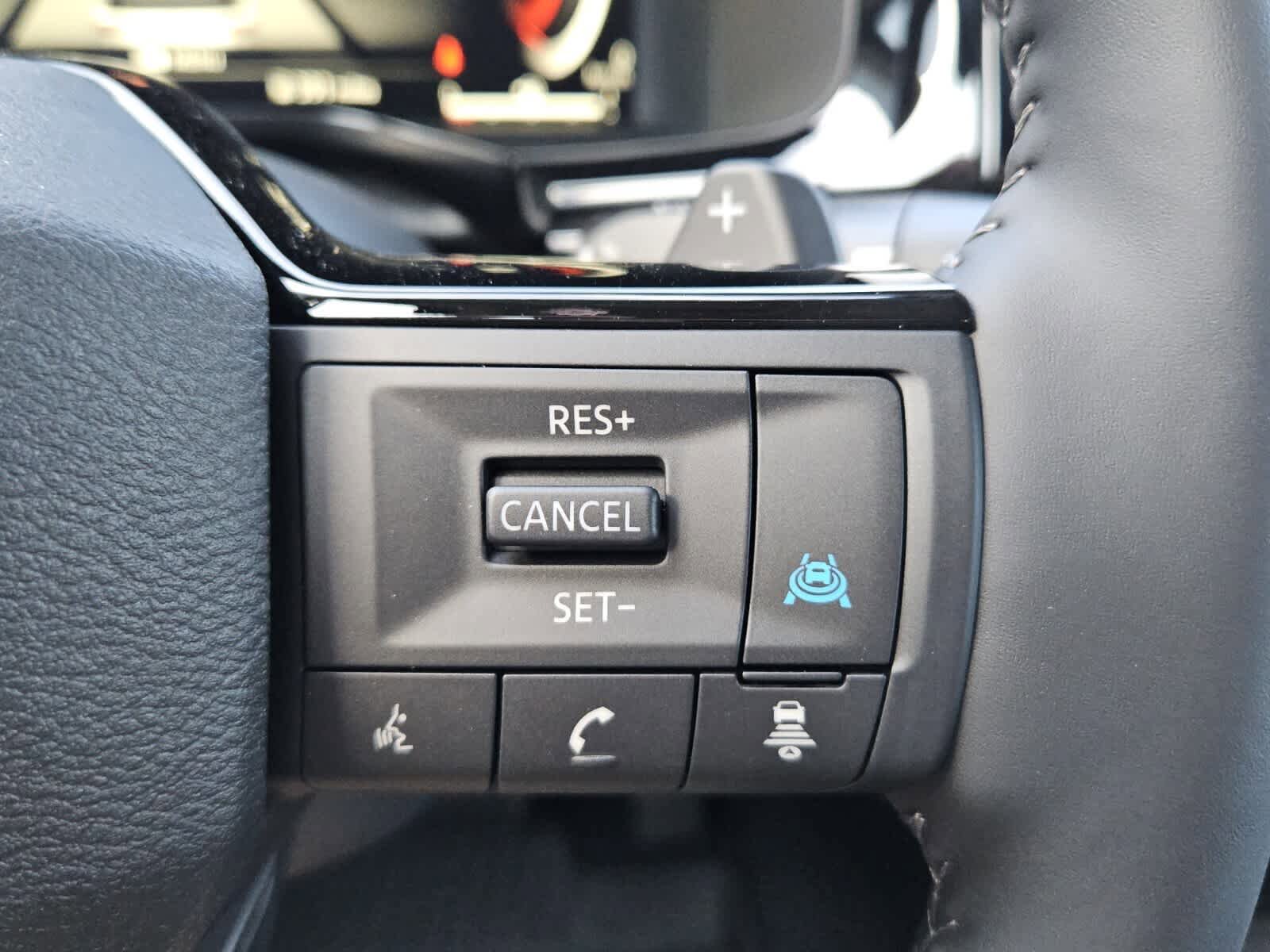 New 2026 Nissan Pathfinder SL FWD image 13