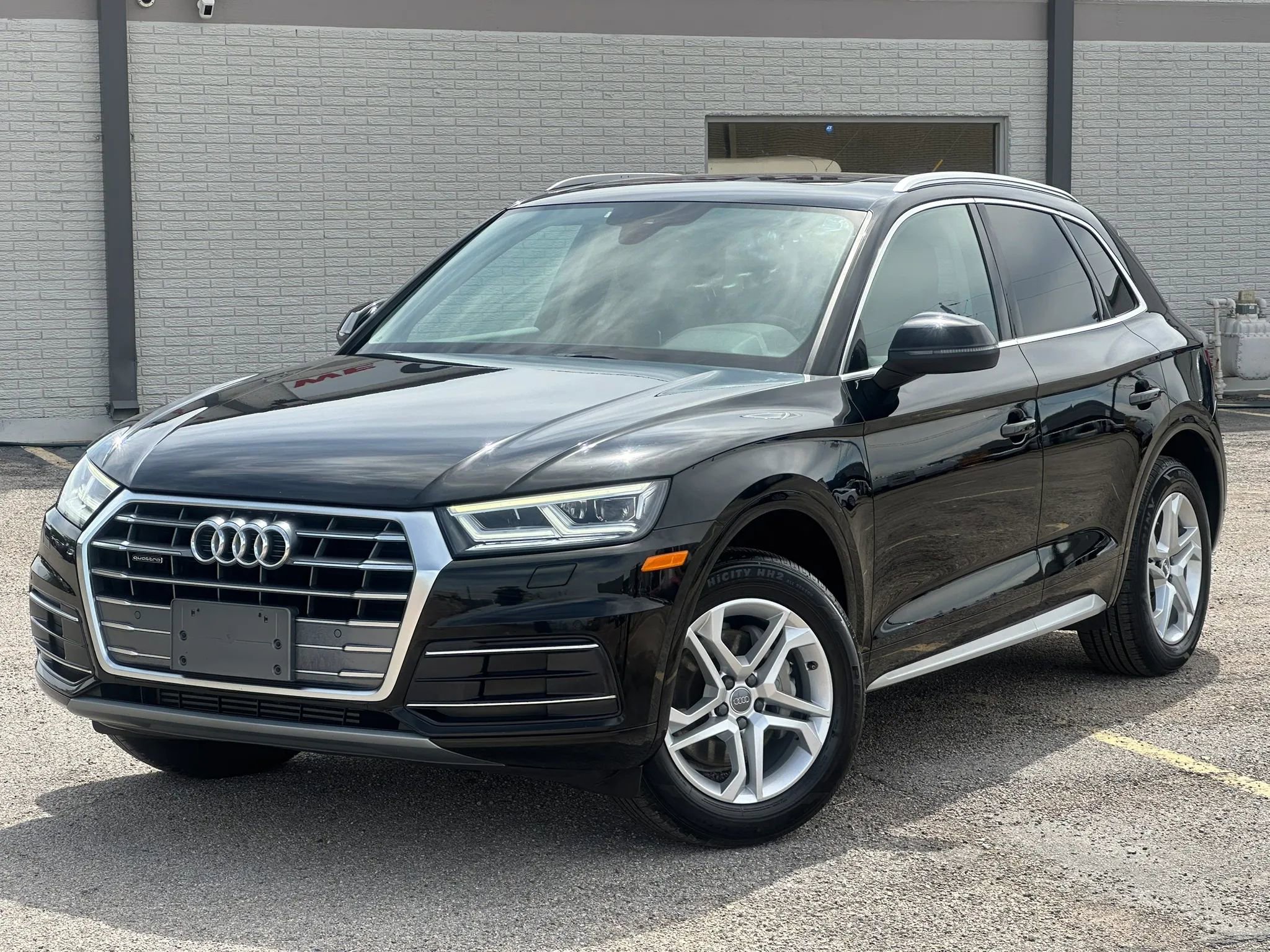 Used 2018 Audi Q5 2.0T Premium Plus image 2