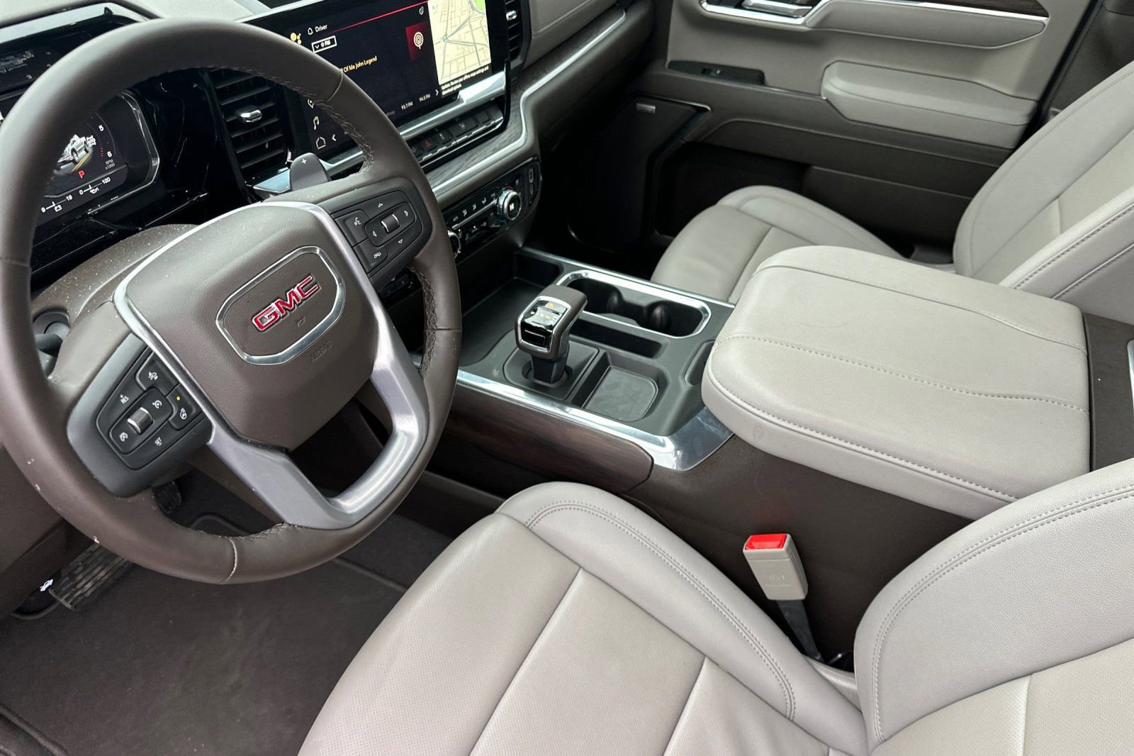 Used 2025 GMC Sierra 1500 SLT w/ SLT Premium Plus Package image 9