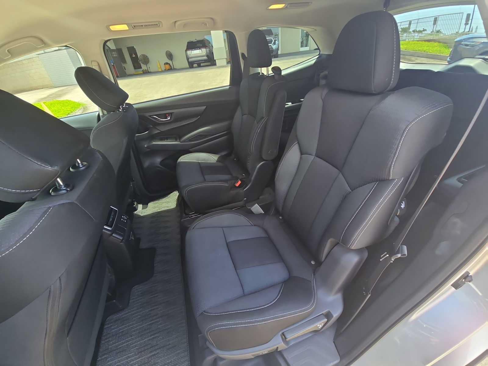Used 2023 Subaru Ascent Premium w/ Convenience Package AWD/4WD image 24