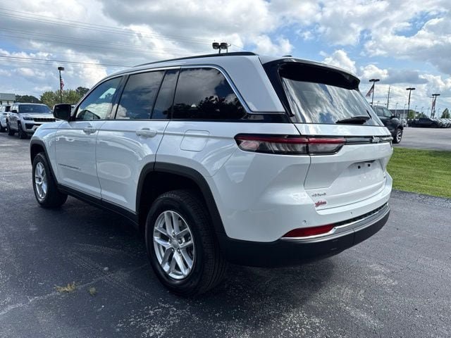 New 2026 Jeep Grand Cherokee Laredo X AWD/4WD image 27