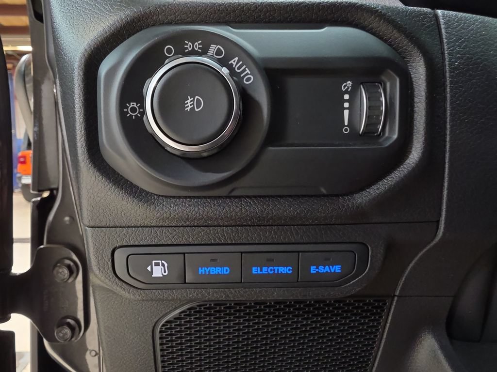 Certified 2025 Jeep Wrangler Unlimited Sport S 4xe AWD/4WD image 20