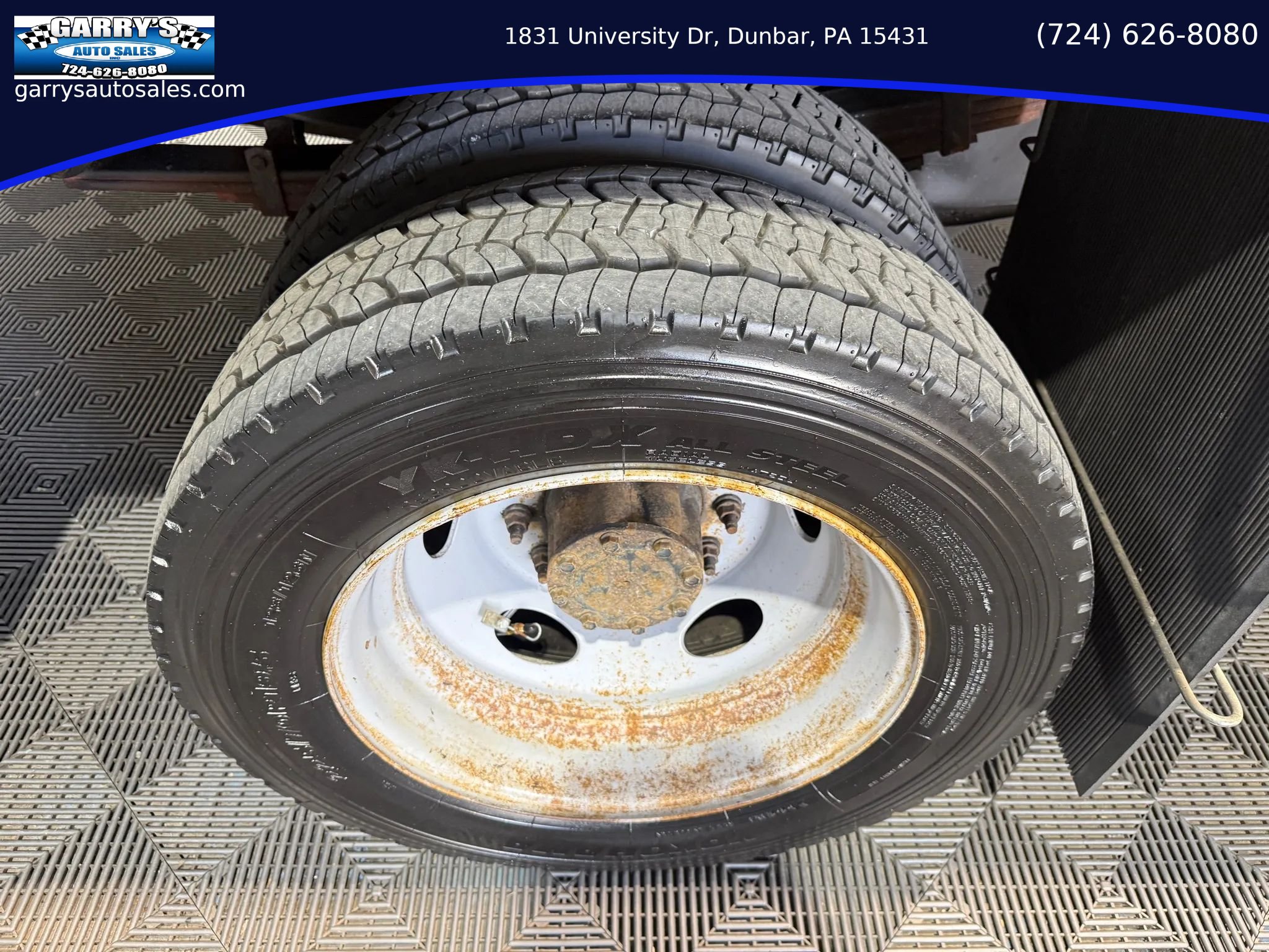 Used 2014 Ford F550 2WD Regular Cab Super Duty image 12