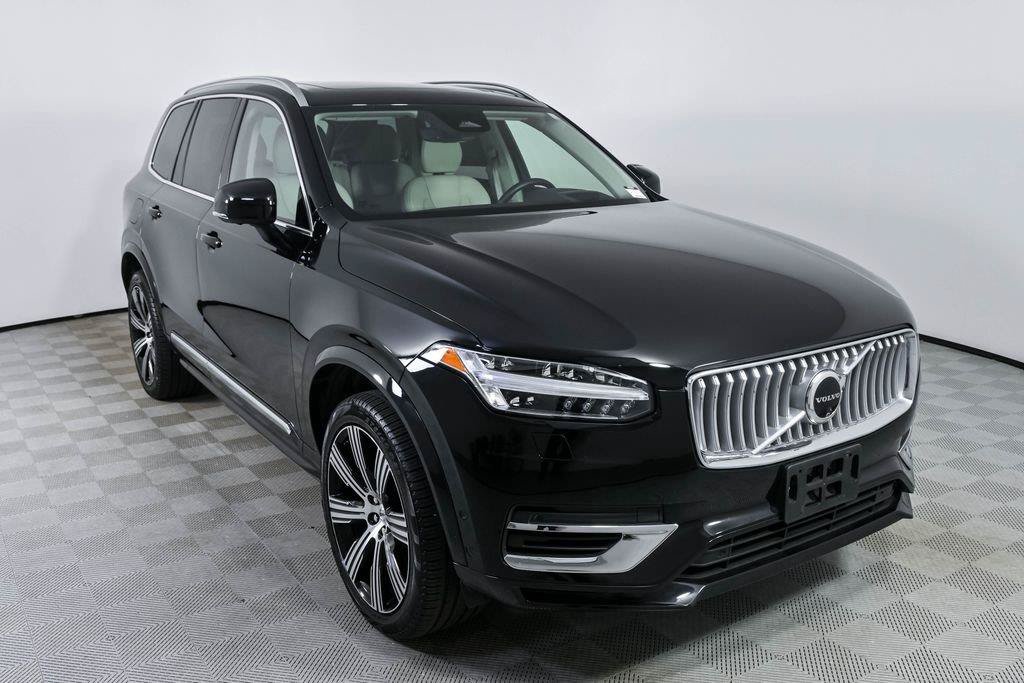 Certified 2025 Volvo XC90 T8 Ultra w/ Protection Package Premier AWD/4WD image 29