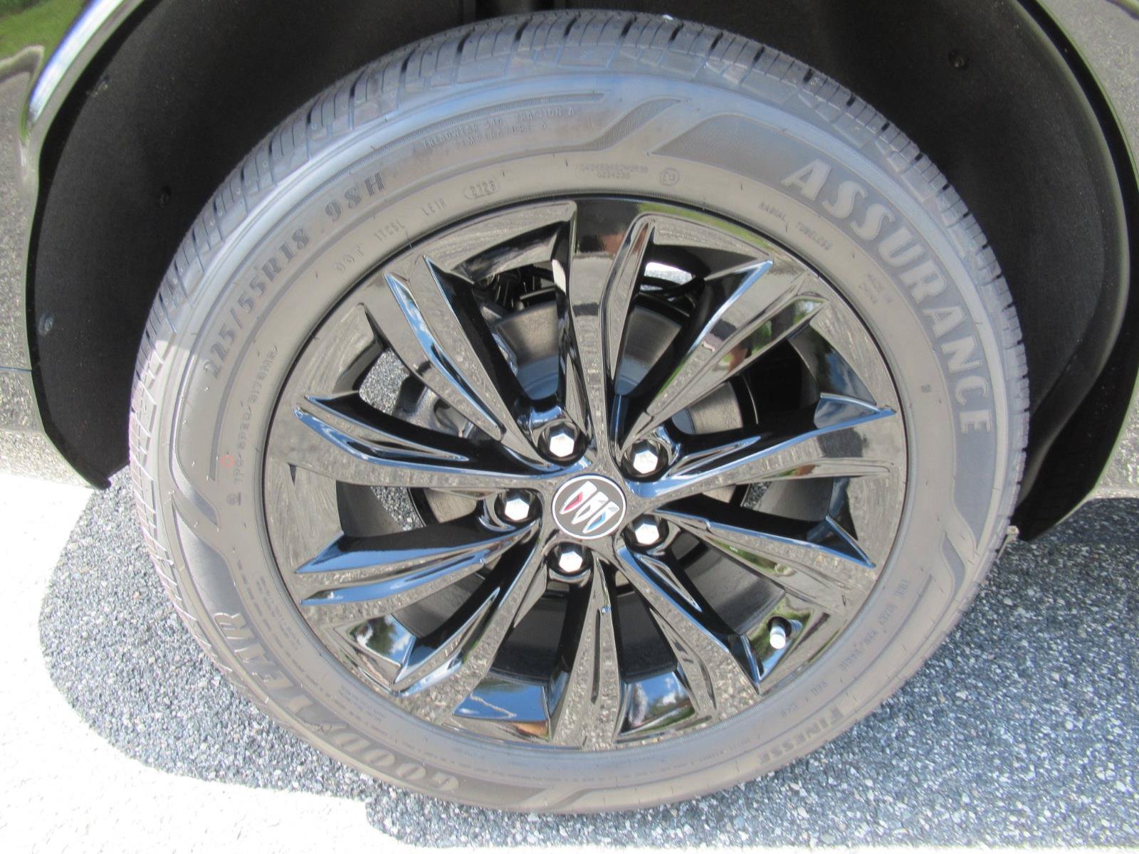 New 2026 Buick Envista Sport Touring w/ Convenience I Package FWD image 8