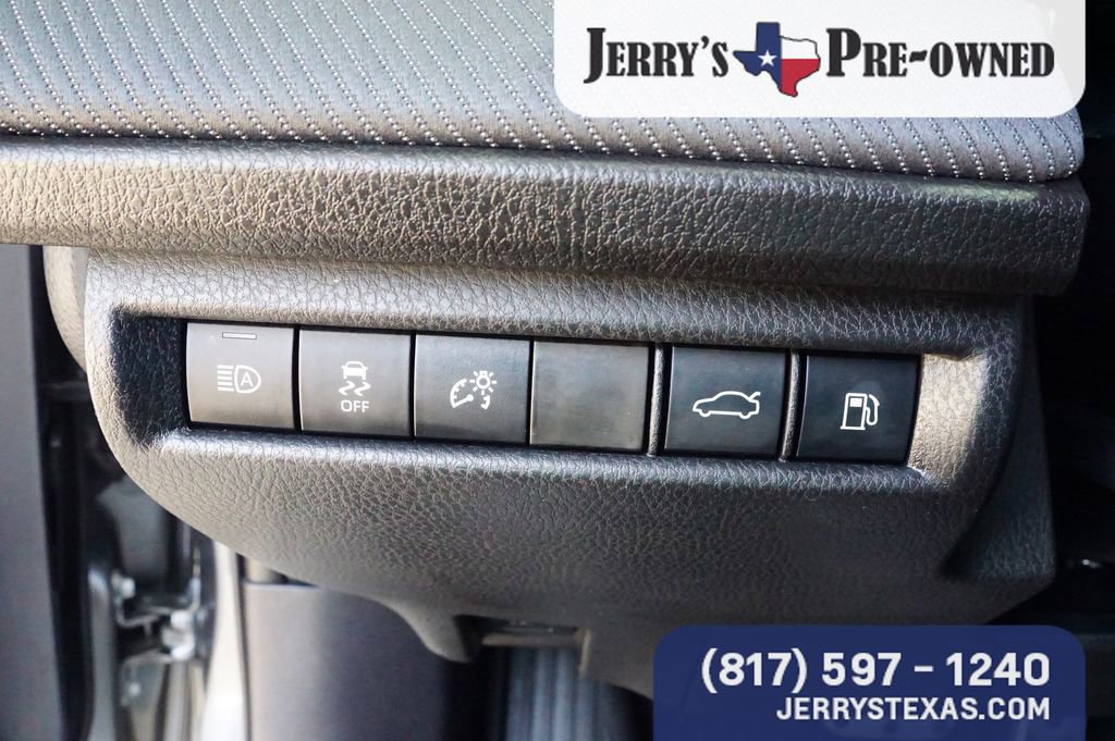 Used 2025 Toyota Camry SE w/ Multimedia Upgrade Package FWD image 17