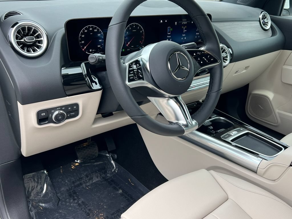 New 2026 Mercedes-Benz GLA 250 4MATIC image 17