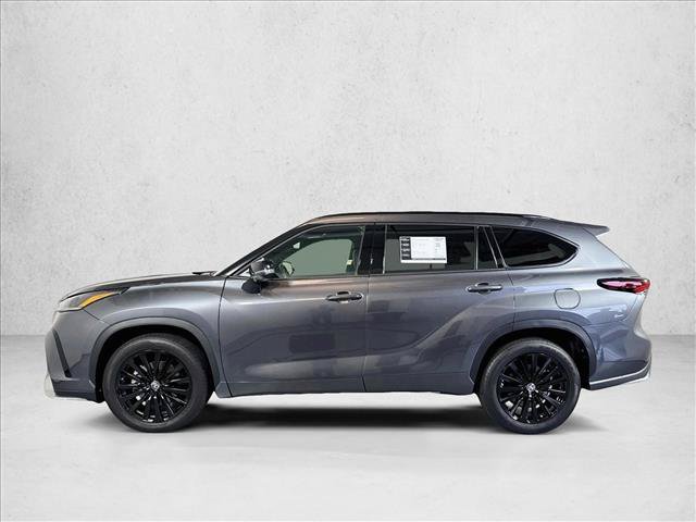 Used 2025 Toyota Highlander XSE AWD/4WD image 8