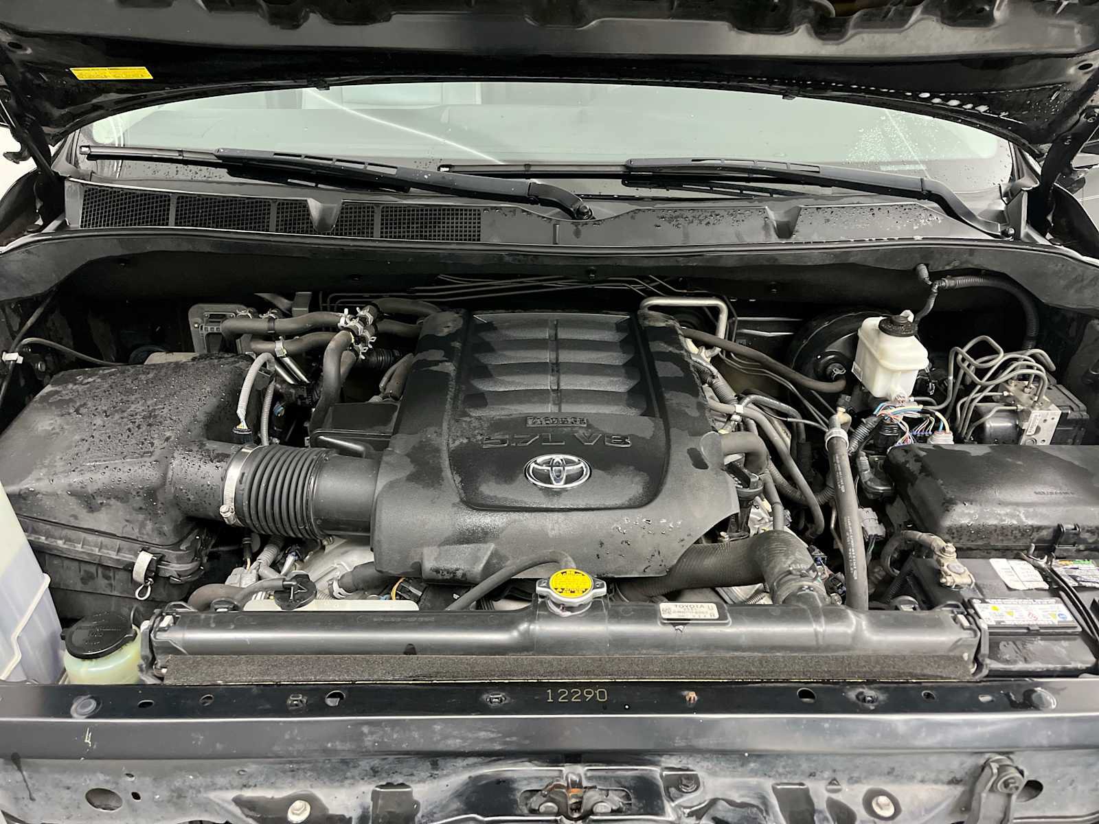 Used 2011 Toyota Sequoia Limited AWD/4WD image 24
