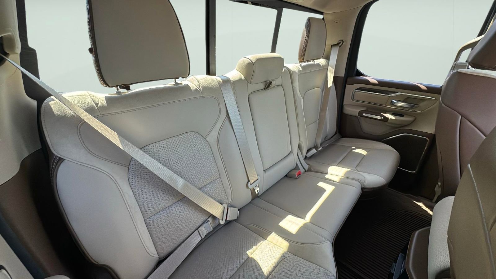 Used 2020 RAM 1500 Laramie image 26