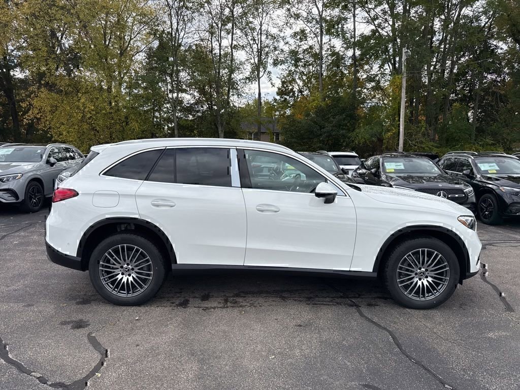Used 2026 Mercedes-Benz GLC 300 4MATIC image 10