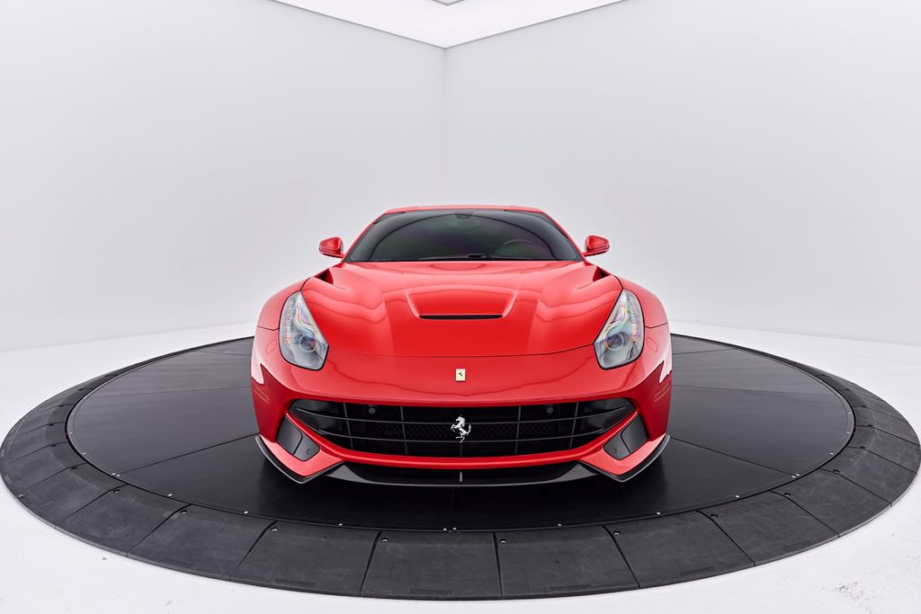 Used 2016 Ferrari F12 Berlinetta RWD image 21