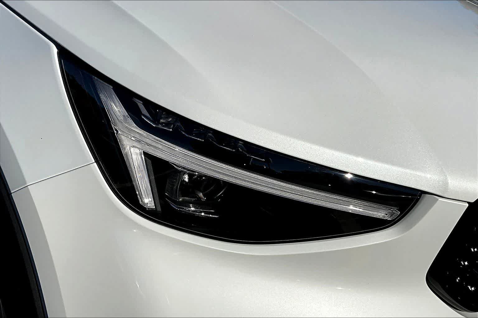 New 2026 Volvo XC40 B5 Ultra w/ Protection Package Premier AWD/4WD image 15