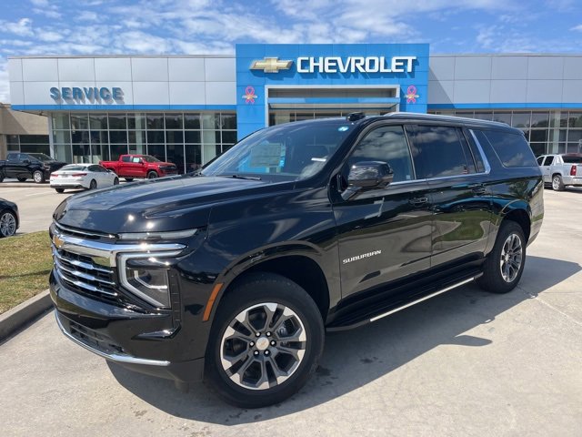 New 2026 Chevrolet Suburban LT w/ Comfort Package image 2